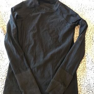 Lulu lemon fitted black long sleeve shirt